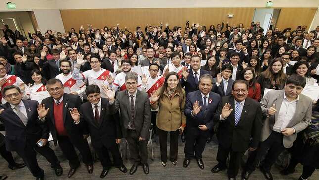 Talentos de Cusco, Junín y Lima ganan beca para estudiar posgrados en Australia, Hong Kong y EE.UU.