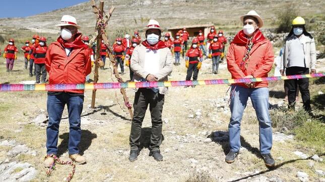Ministros de Cultura y Trabajo participaron en el inicio de labores del programa Trabaja Perú para sitios arqueológicos