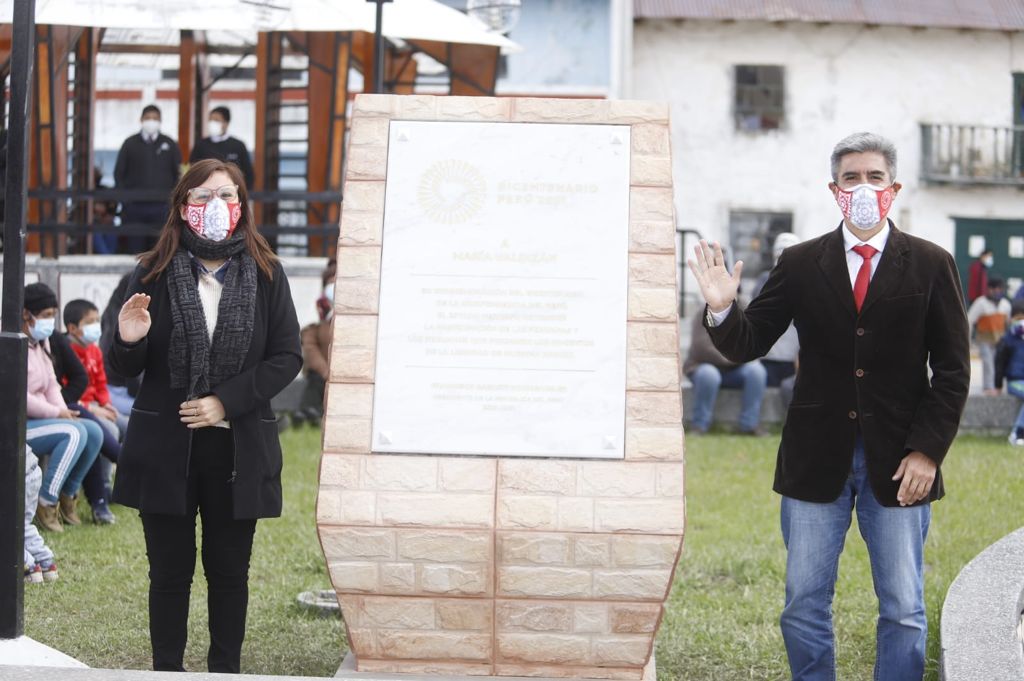 Estado peruano rindió homenaje a la heroína y mártir María Valdizán en Pasco