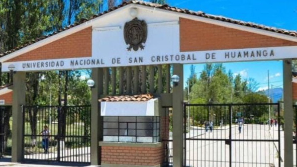 Foto de fachada de Universidad San Cristóbal de Huamanga