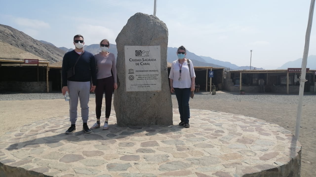 Delegación de la embajada rusa en la Ciudad Sagrada de Caral.