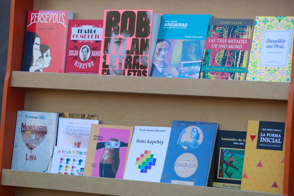 Ministerio de Cultura entregó 882 libros para la Red de Espacios de Lectura en Apurímac