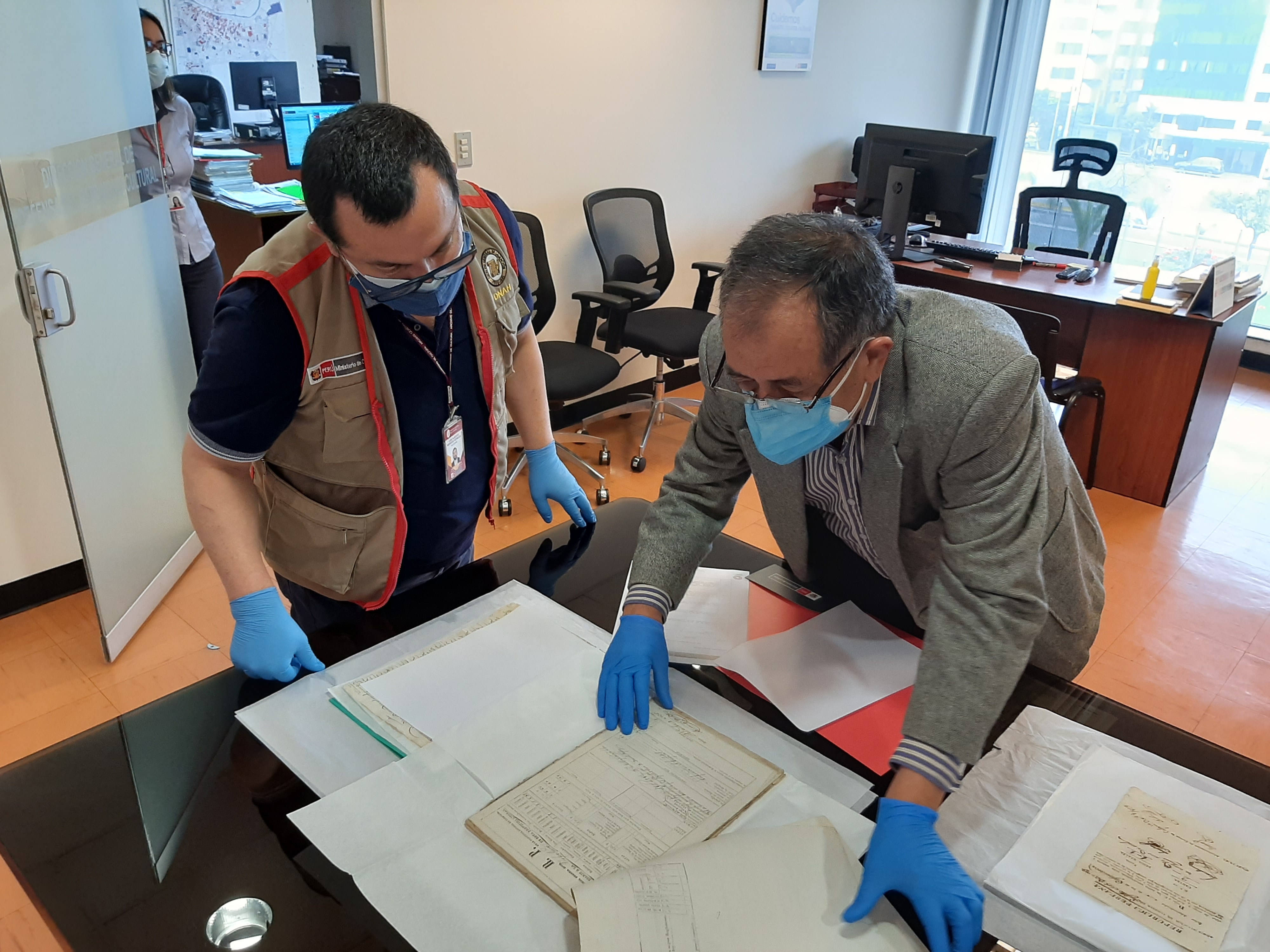 Ministerio de Cultura realizó importante entrega de bienes documentales recuperados al Archivo General de la Nación