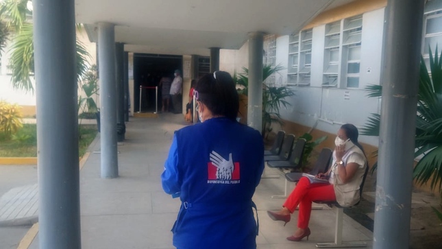 Foto de interior de hospital de Tumbes