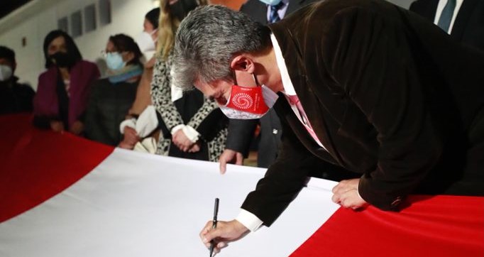 Ministro de Cultura participó en homenaje por los 51 años de la tragedia por el terremoto y aluvión en Áncash