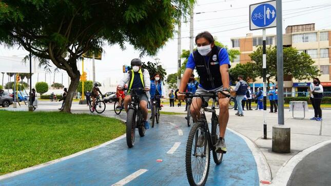 Minsa insta a la población y los gobiernos locales promover espacios para el uso de la bicicleta
