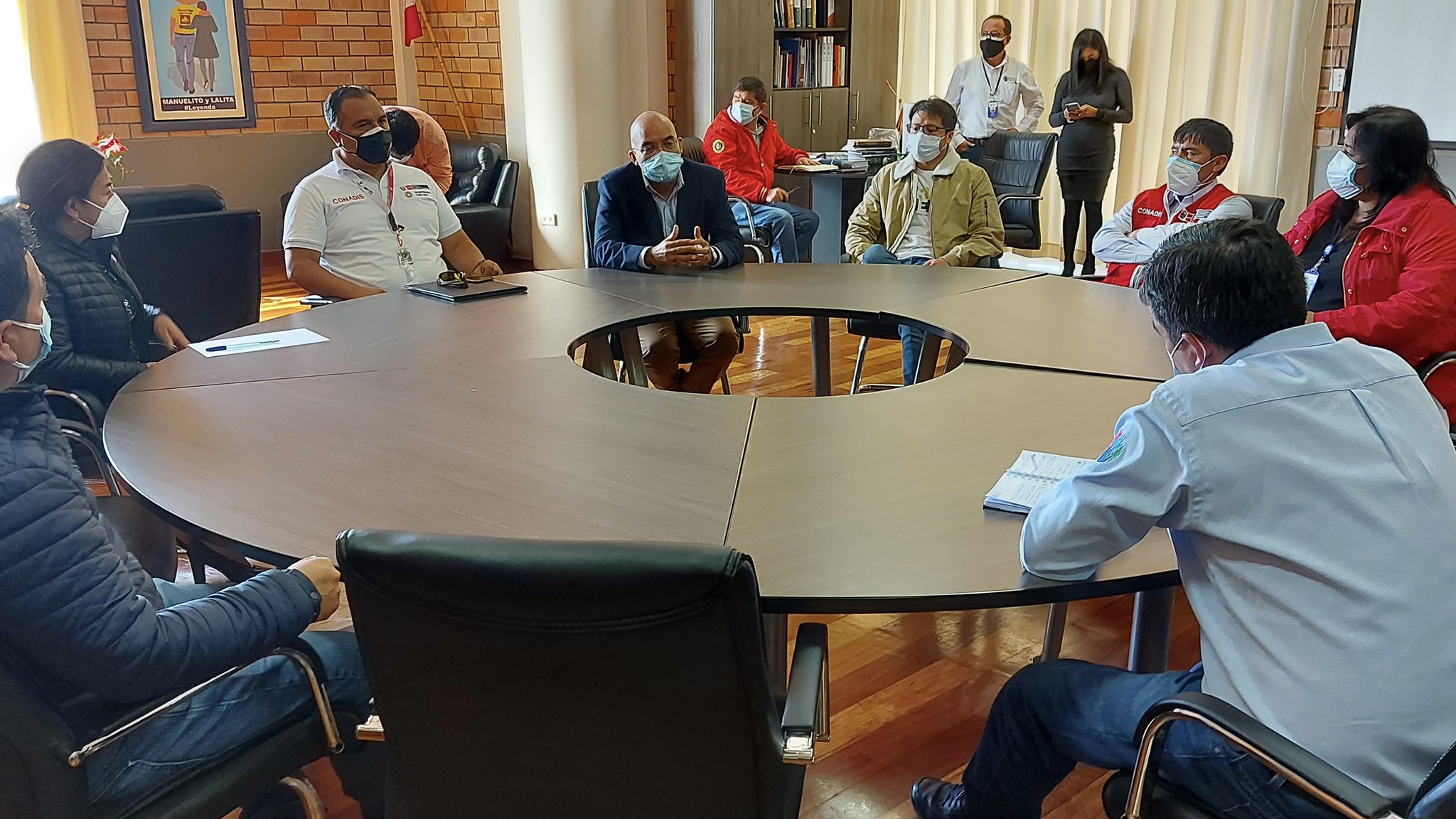 Presidente del Conadis y Alcalde de la municipalidad de Cajamarca en reunión