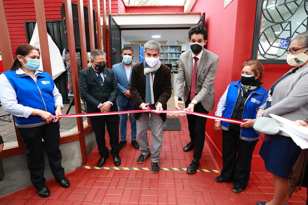 Ministro de Cultura inaugura Estación de Biblioteca Pública del Rímac