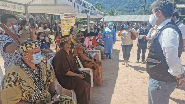 Inició la vacunación en pueblos indígenas u originarios de la región Huánuco 