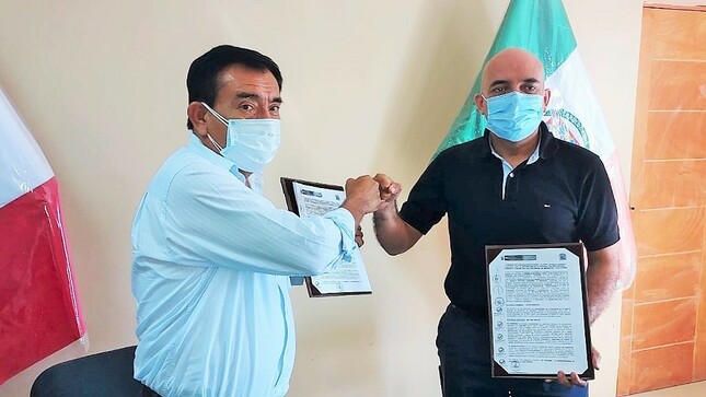 Suscripción del convenio de cooperación interinstitucional entre CONADIS y la Municipalidad Provincial de Morropón .Alcalde de Chulucanas y Pdte del Conadis.
