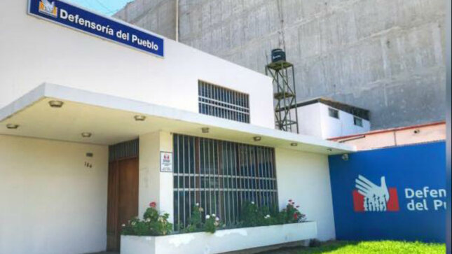 Foto de fachada de oficina defensorial