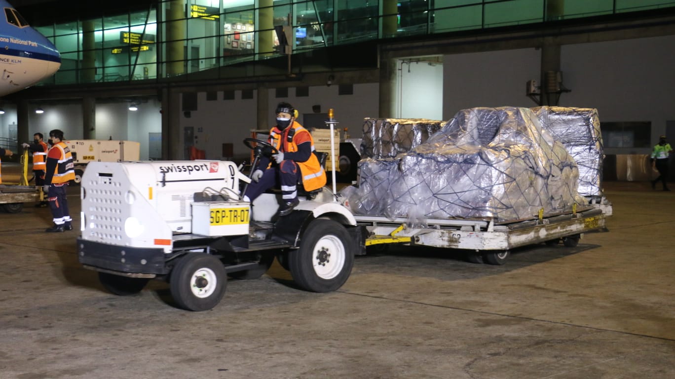 El Perú recibió un nuevo lote de 886 860 dosis de la vacuna contra la COVID-19