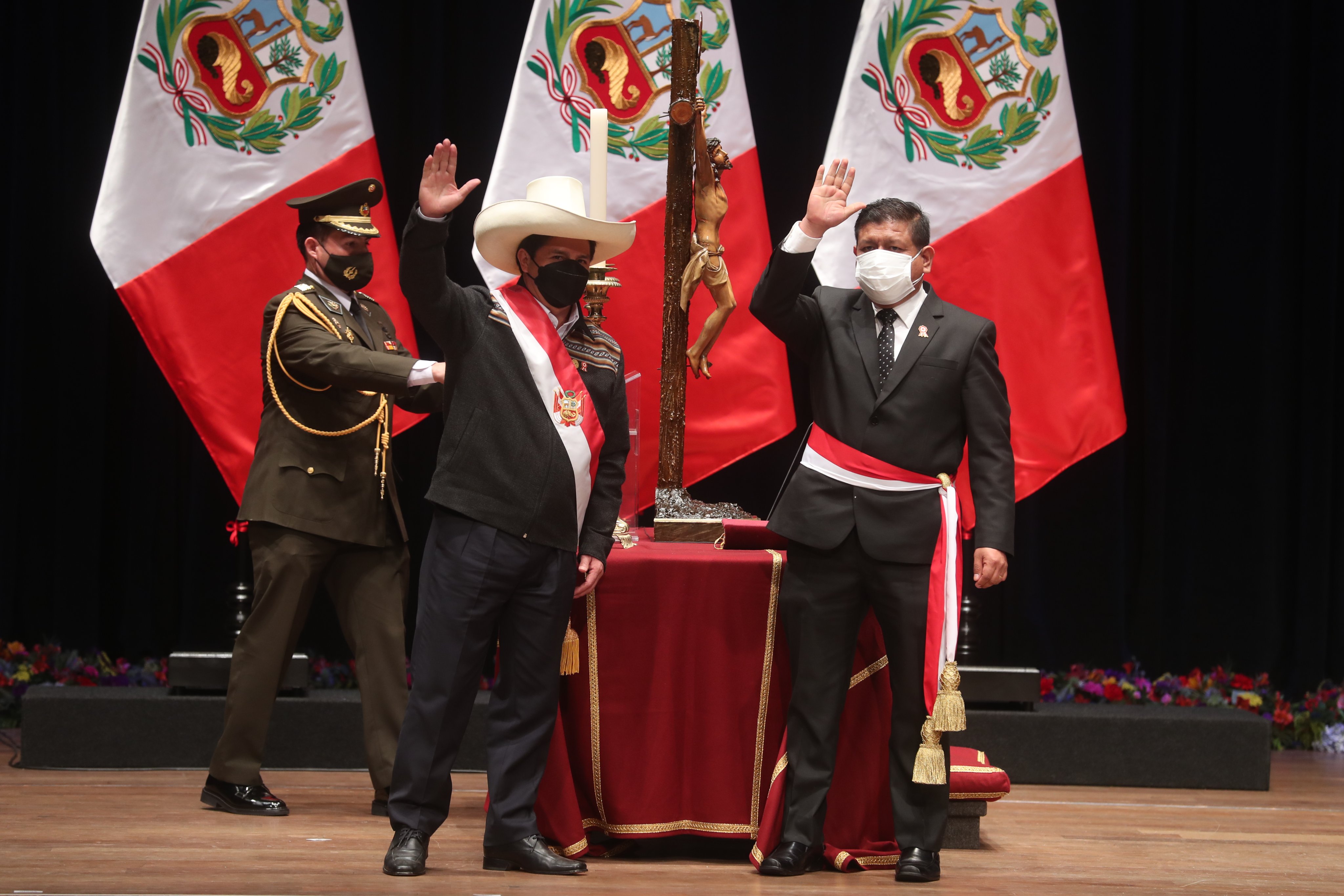 Walter Edison Ayala Gonzales es el flamante ministro de Defensa