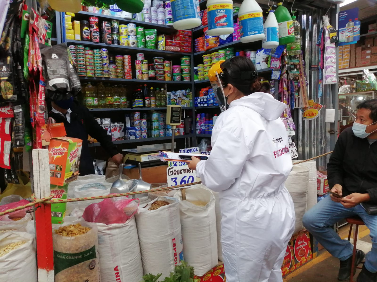 El Indecopi supervisa a nivel nacional precios de los productos de la canasta básica familiar en mercados y supermercados