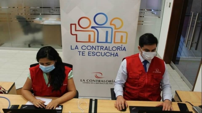 Imagen JPG de colaboradores de la Contraloría participando en la Audiencia Pública virtual en Madre de Dios.