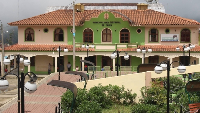 Imagen JPG de la fachada de la Municipalidad Distrital de Frías en Piura.