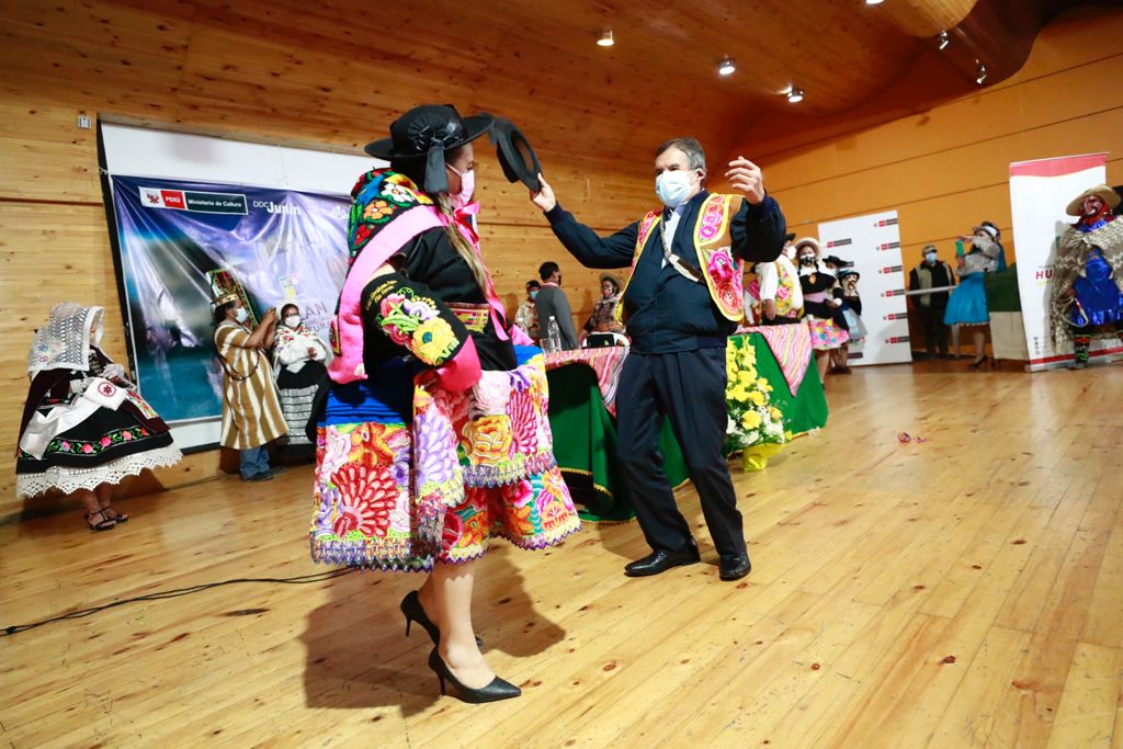 Ministro Ciro Gálvez en Junín: "Hay que respetar la diversidad cultural para construir una gran patria"
