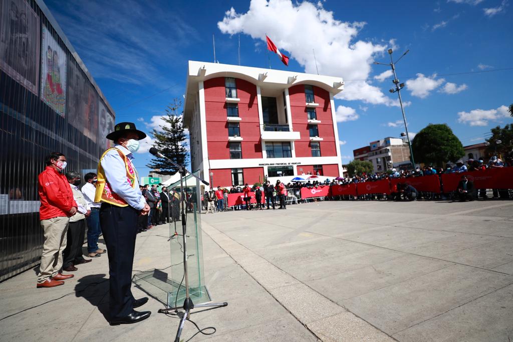 Ministro de Cultura inauguró la Exposición “El Desafío del Nosotros” en Huancayo