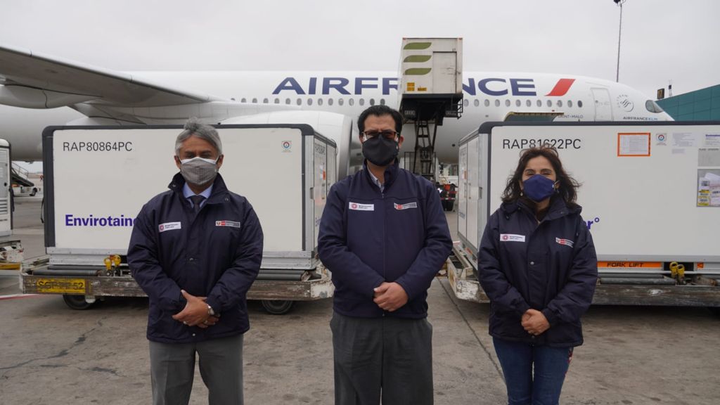 Llegó al Perú otro lote de 385 600 dosis de la vacuna contra la COVID-19 de Sinopharm