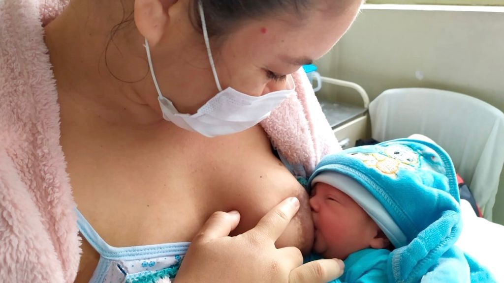 Ministerio de Salud: Lactancia materna estimula el apego y el vínculo entre el bebé y su madre