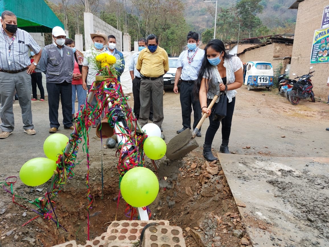 Primera Piedra del Mejoramiento del servicio de la transitabilidad vehicular y peatonal de la vía principal de Macamango