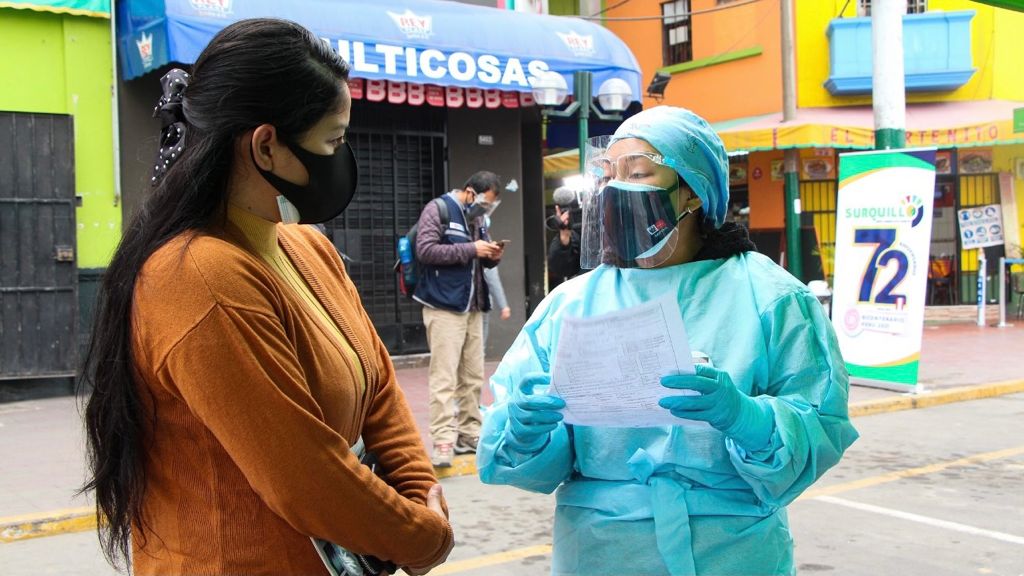 Cerca de 300 personas se sometieron a pruebas moleculares de descarte de la COVID-19 en Mercado N°1 de Surquillo