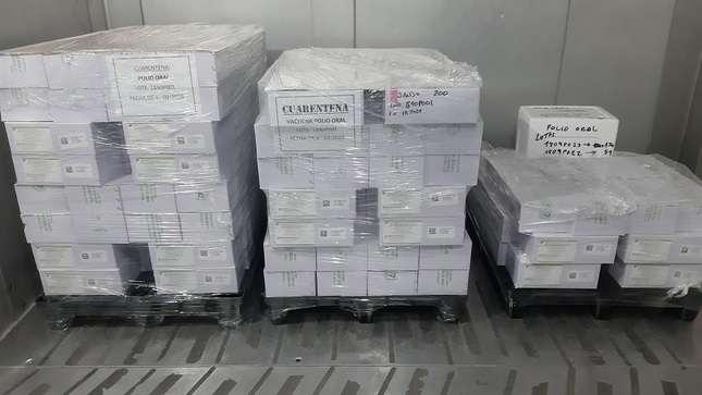 Las 800 mil dosis de vacunas Antipoliomielíticas (vía oral) bivalente tipo 1 y 3 están en el Almacén de Productos Termosensibles del Cenares. 