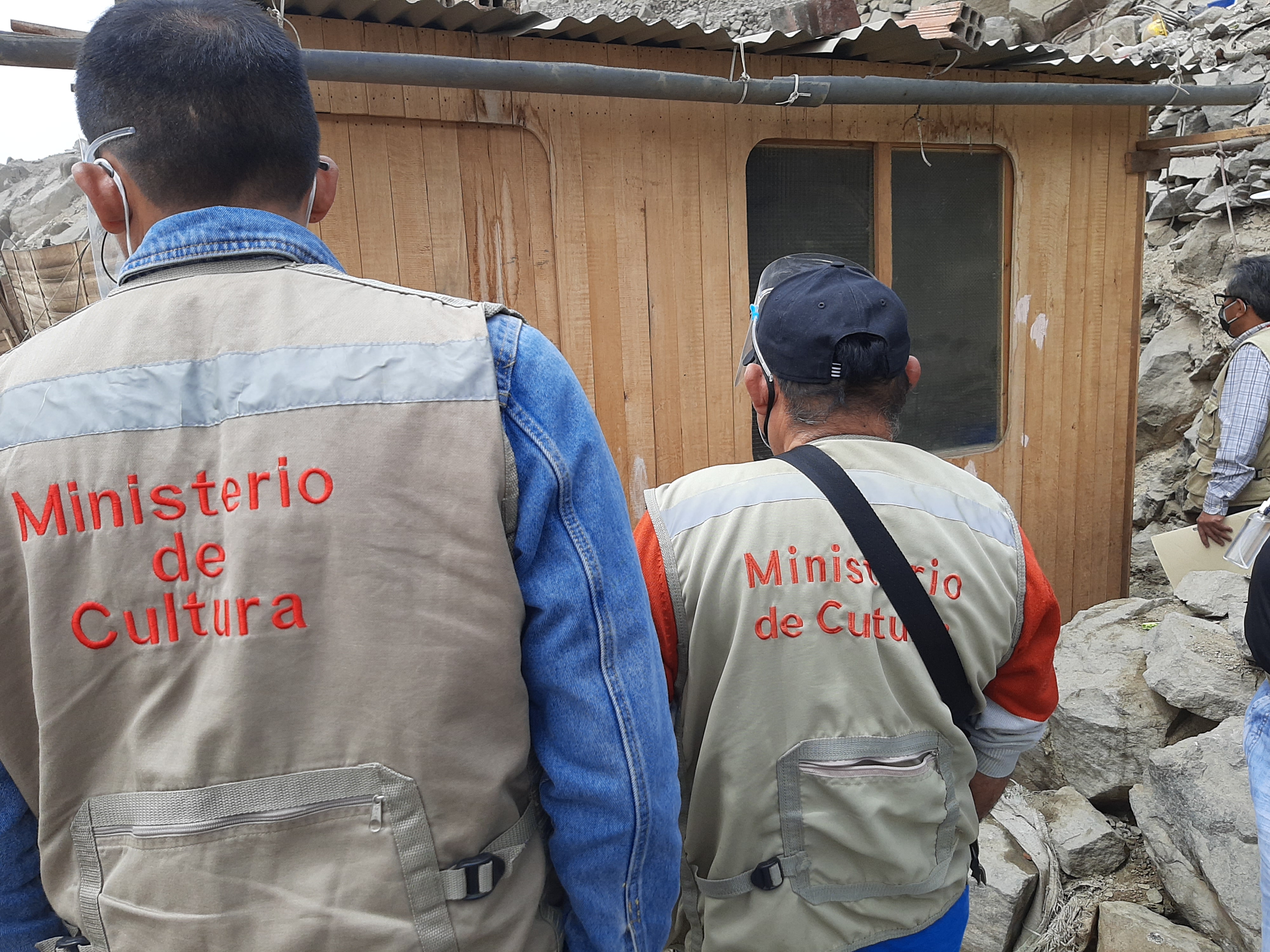 Ministerio de Cultura retira estructuras precarias de la Zona Arqueológica Monumental Pedreros en Lurigancho - Chosica
