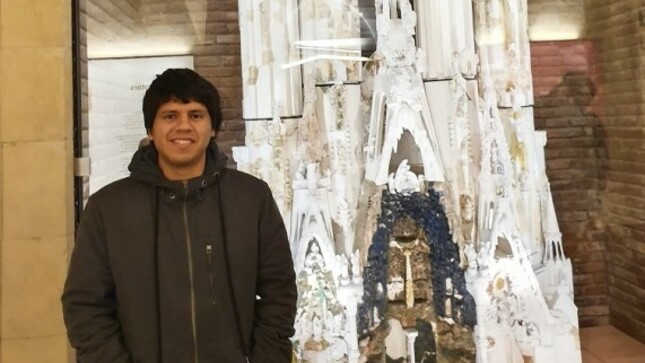 José Elías, ganador de Beca Generación del Bicentenario