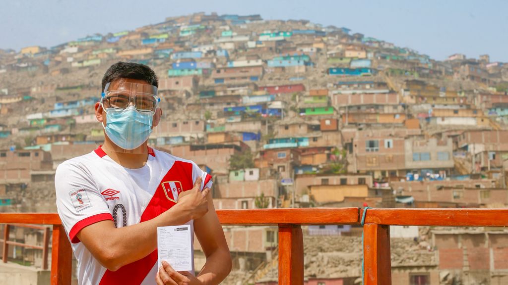 Ministerio de Salud lanzó el ‘Vacuna Móvil’ para recorrer las zonas más alejadas de la ciudad 