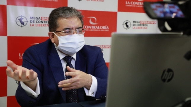 Contralor sustentó proyecto de ley para establecer requisitos mínimos a los funcionarios públicos