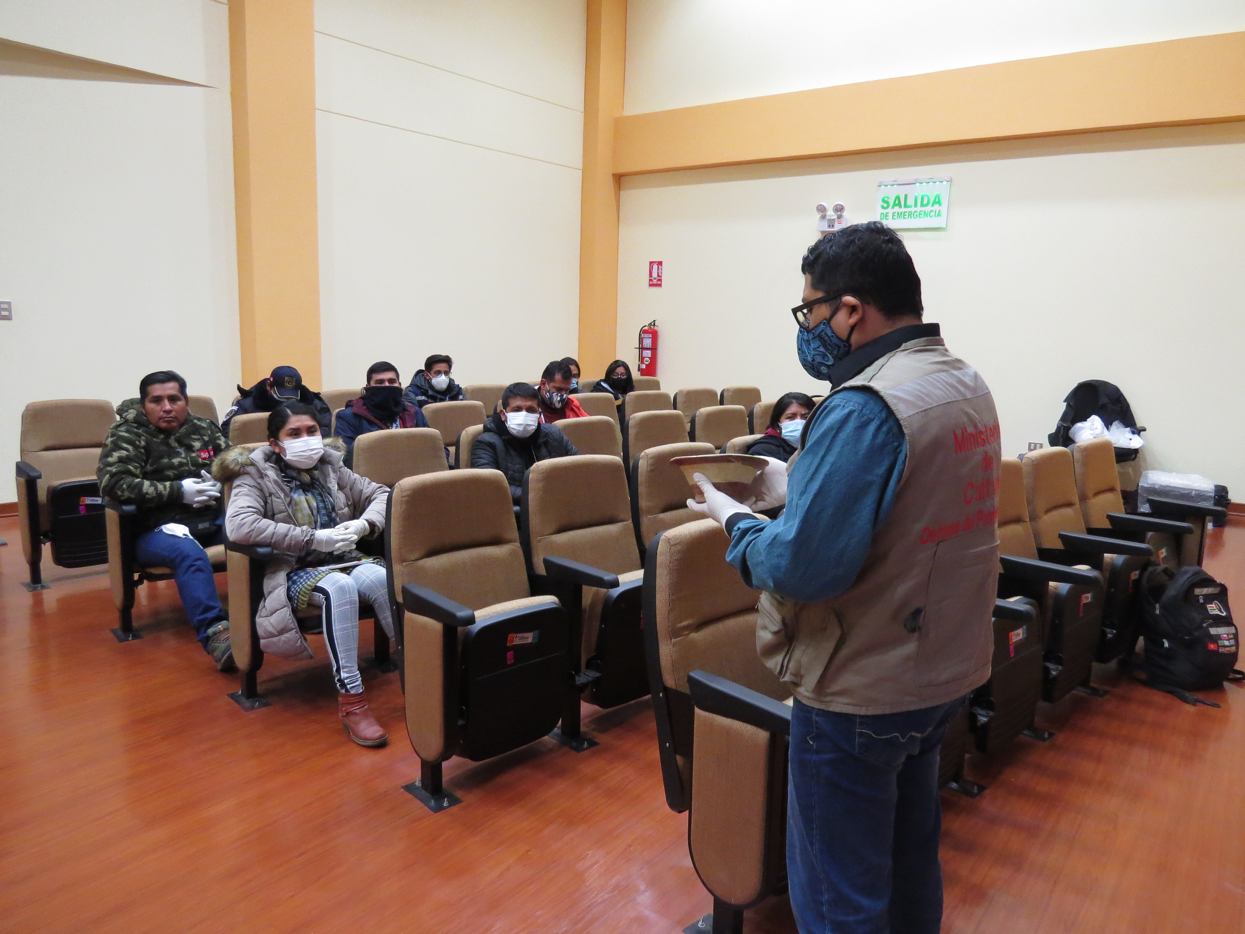 Ministerio de Cultura capacita a oficiales de aduanas de Perú y Bolivia en materia de lucha contra el tráfico ilícito de bienes culturales 