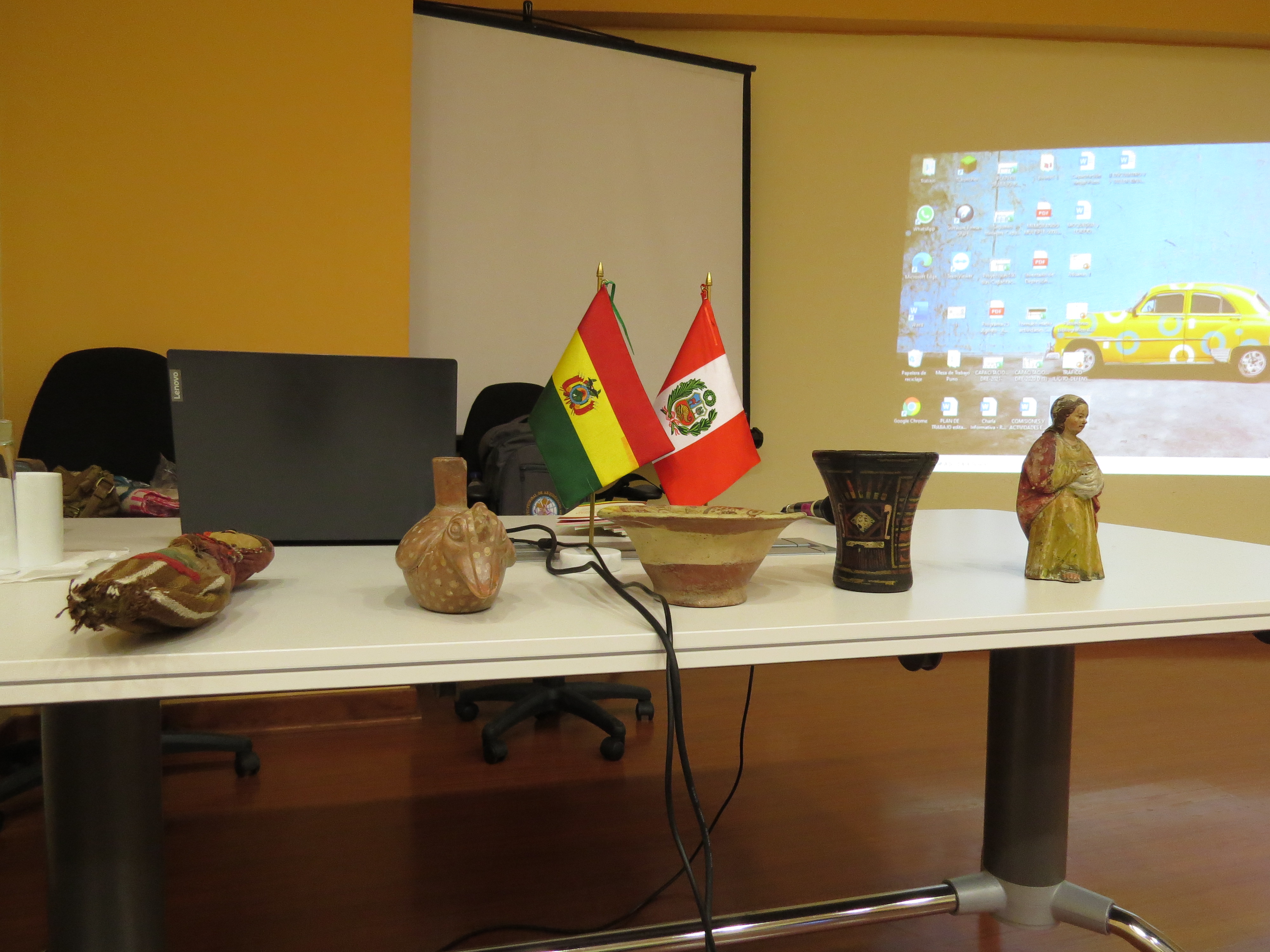 Ministerio de Cultura capacita a oficiales de aduanas de Perú y Bolivia en materia de lucha contra el tráfico ilícito de bienes culturales 