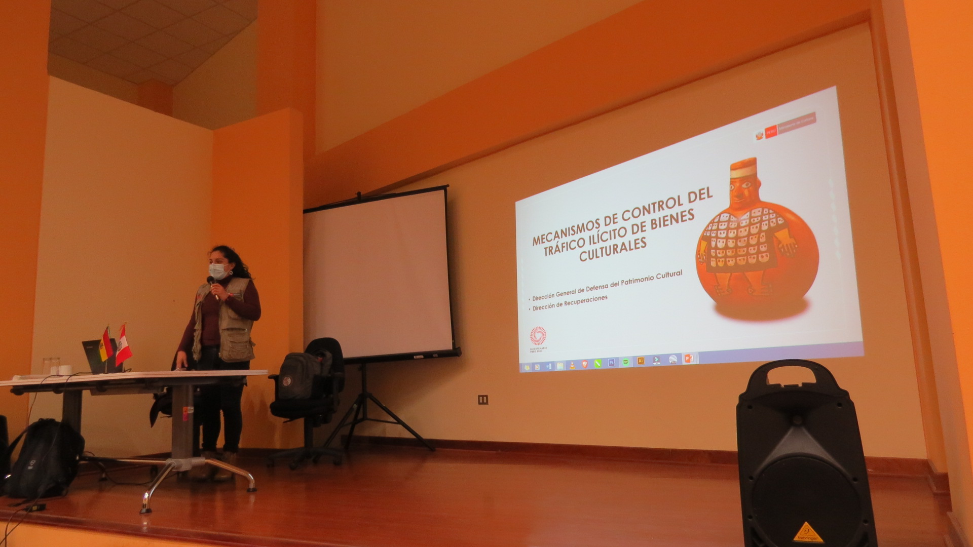 Ministerio de Cultura capacita a oficiales de aduanas de Perú y Bolivia en materia de lucha contra el tráfico ilícito de bienes culturales 