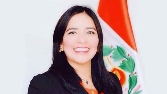 Designan a nueva Superintendente Nacional de Migraciones