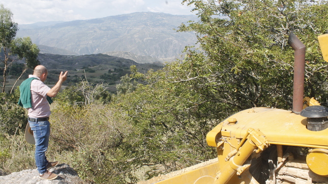 Foto trabajos de apertura de trocha carrozable Yamaluc