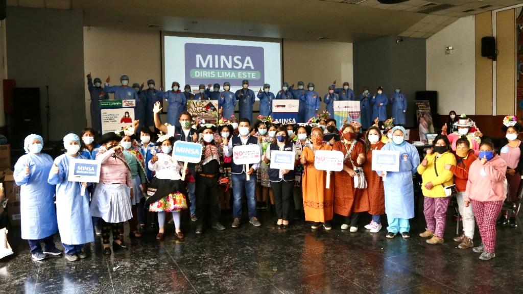 Más de 500 mujeres y lideresas indígenas reciben atención preventiva y vacunación contra la COVID-19 en Ate