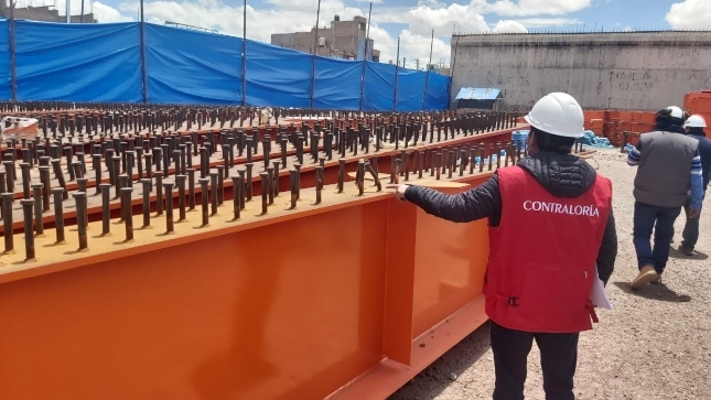 CGR alerta almacenamiento inadecuado de estructuras metálicas para obra vial