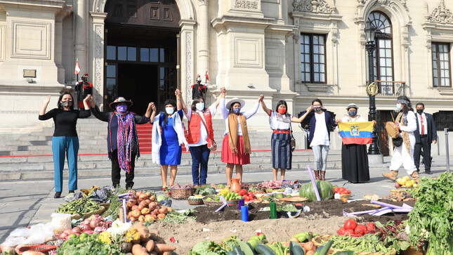 Cumbre de mujeres de Abya Yala