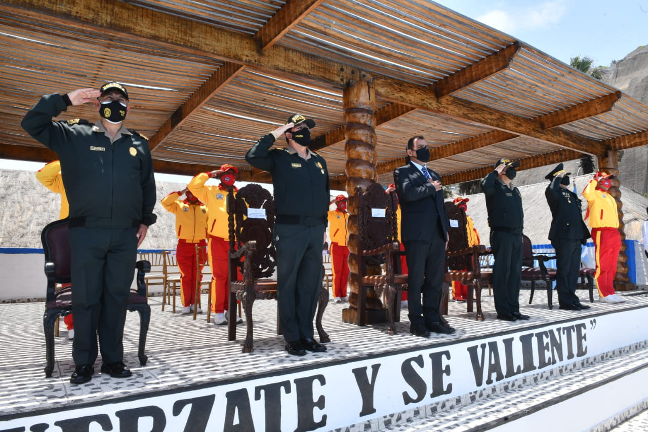 Ministro Barranzuela reconoció labor de la Unidad de Salvataje en todo el litoral