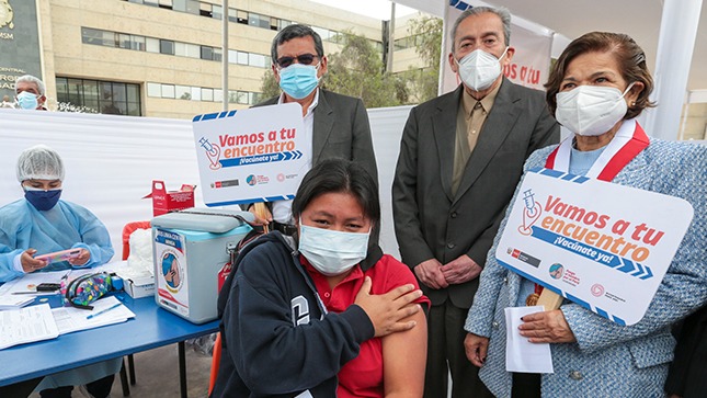 Pasar el 50% de población objetivo debidamente vacunada, se consiguió por respuesta favorable de la población