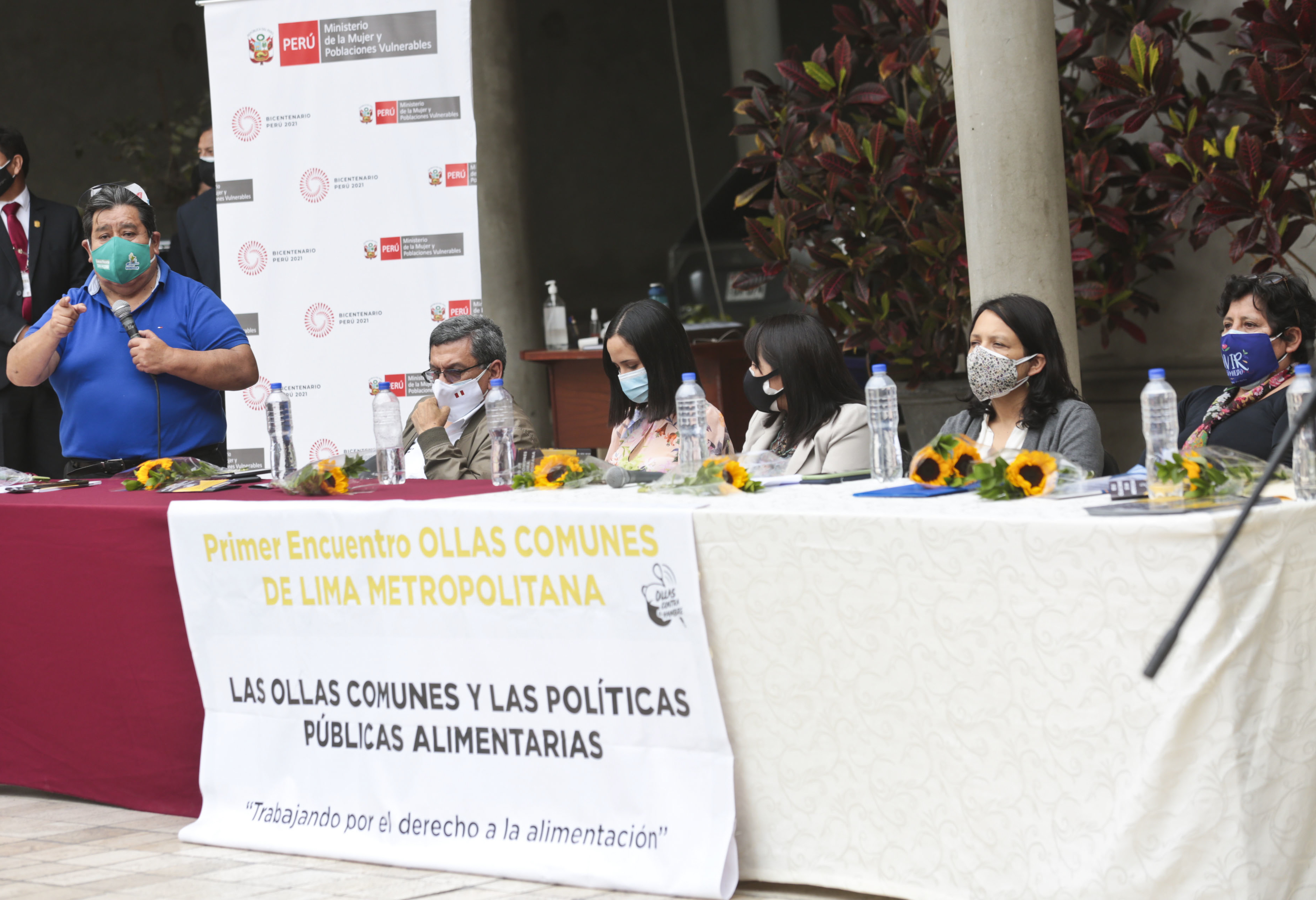 Reconocimiento a ollas comunes.