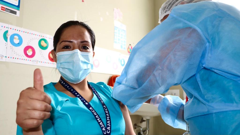 Cajamarca: más de 14 000 trabajadores de salud recibirán la dosis de refuerzo contra la COVID-19