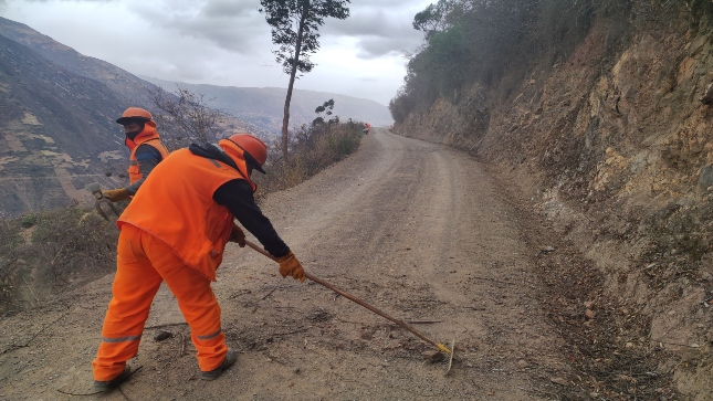 CGR detectó duplicidad en trabajos y pagos en mantenimiento de vía vecinal en Tayacaja