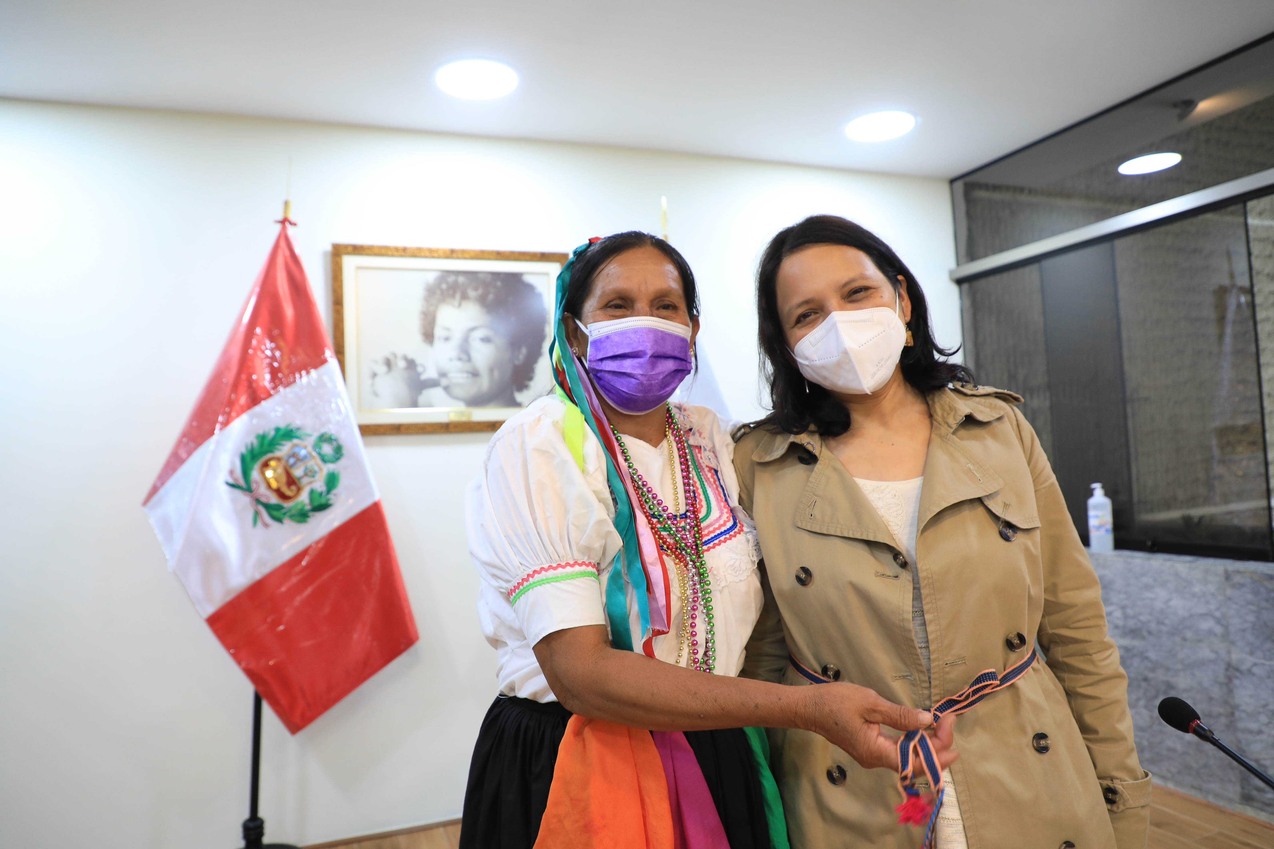 Ministra Anahí Durand se reúne con mujeres víctimas de esterilizaciones forzadas