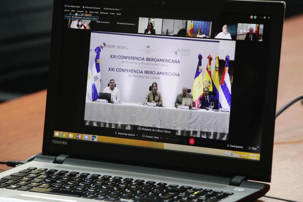 Ministra de Cultura: "La cultura demostró posibilidades de sanar tejidos sociales fracturados en la pandemia"