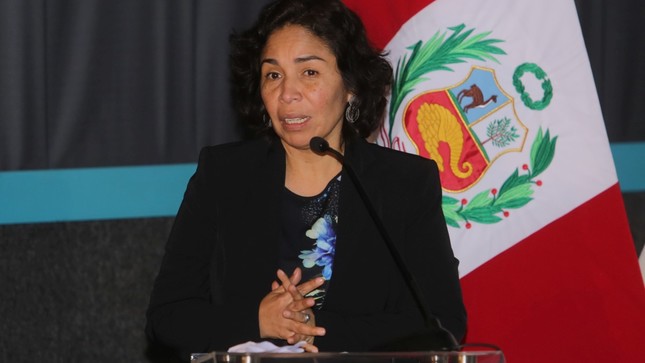 Ministra de Cultura se pronunció sobre el caso del congresista Moisés Mamani.