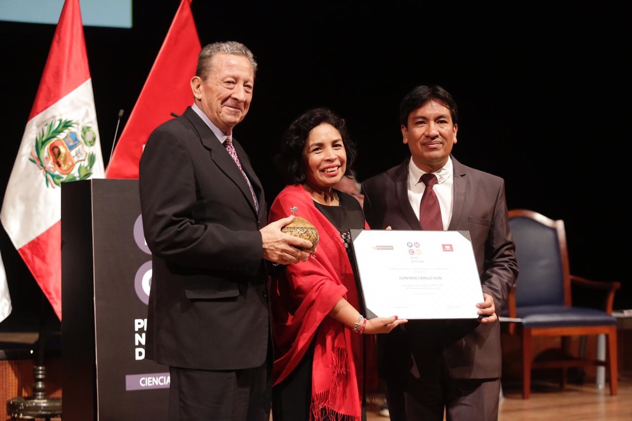 Ministra Balbuena entrega Premio Nacional de Cultura 2018