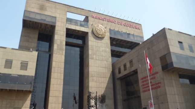 Facha del Ministerio de Cultura.