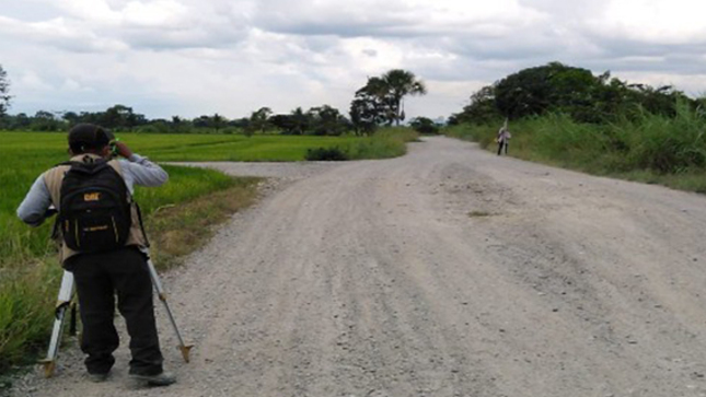 Inician estudios de preinversión de caminos vecinales.